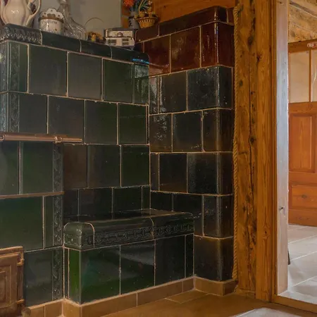 1 Bedroom Beautiful In Appartement *